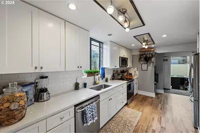 1475 Sherman Ave, North Bend, OR 97459 - Photo 15