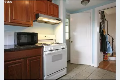 3434 NE 49th Ave, Portland, OR 97213 - Photo 5