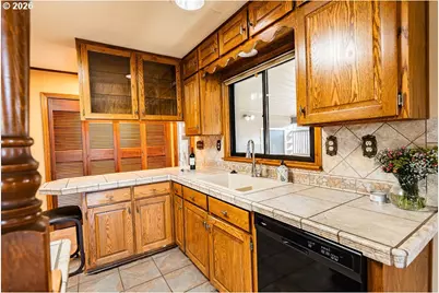 1325 Court Ave, Baker City, OR 97814 - Photo 11
