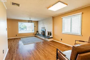 1325 Court Ave, Baker City, OR 97814 - Photo 9