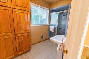 1325 Court Ave, Baker City, OR 97814 - Photo 17