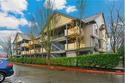 9837 NE Irving St #322, Portland, OR 97220 - Photo 3