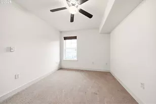 9837 NE Irving St, Portland, OR 97220 - Photo 29