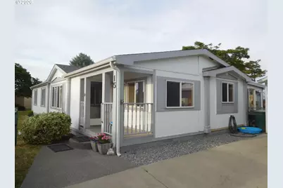 910 Cowl St #15, Milton-Freewater, OR 97862 - Photo 1