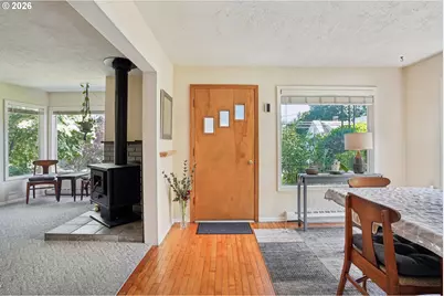 710 11th St, Oregon City, OR 97045 - Photo 5