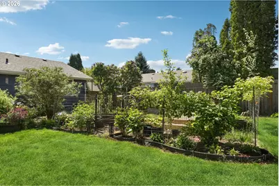 12335 SE Salmon St, Portland, OR 97233 - Photo 33