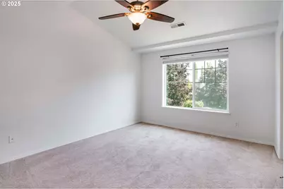 913 SE Handel Pl, Hillsboro, OR 97123 - Photo 23