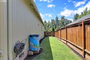 4908 Holly St, Springfield, OR 97478 - Photo 37