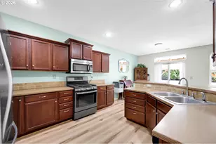 4908 Holly St, Springfield, OR 97478 - Photo 15