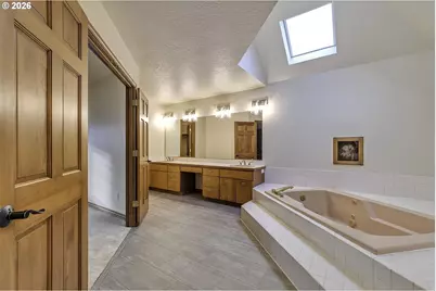 10284 SW Susquehanna Dr, Tualatin, OR 97062 - Photo 27