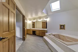 10284 SW Susquehanna Dr, Tualatin, OR 97062 - Photo 27