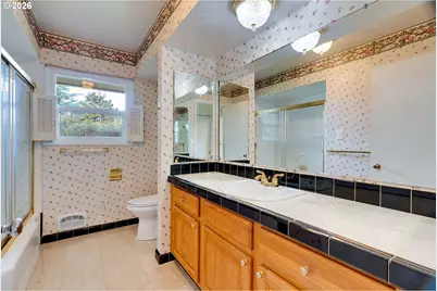 5770 SW Arrow Wood Ln, Portland, OR 97225 - Photo 31