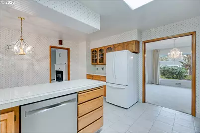 5770 SW Arrow Wood Ln, Portland, OR 97225 - Photo 15