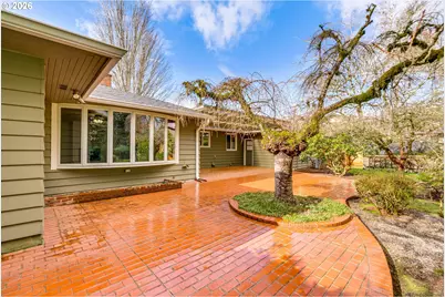 5770 SW Arrow Wood Ln, Portland, OR 97225 - Photo 35