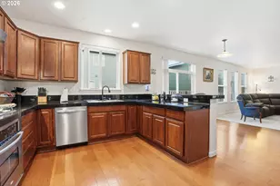 3468 SE Silver Fox Ave, Hillsboro, OR 97123 - Photo 15