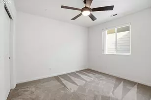 3468 SE Silver Fox Ave, Hillsboro, OR 97123 - Photo 37