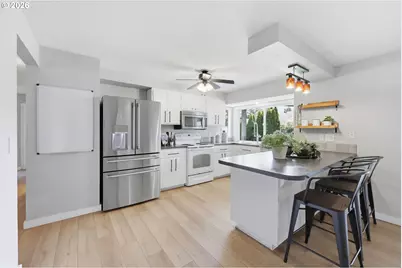 20940 SW Sandra Ln, Beaverton, OR 97003 - Photo 11