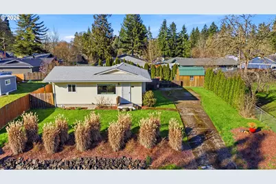 915 SE Zee Ct, McMinnville, OR 97128 - Photo 1