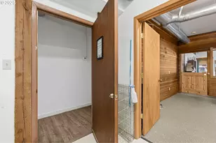 47470 Hwy 58, Oakridge, OR 97463 - Photo 27