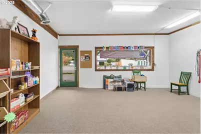 47470 Highway 58, Oakridge, OR 97463 - Photo 23