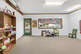 47470 Hwy 58, Oakridge, OR 97463 - Photo 23