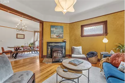 5608 NE Cleveland Ave, Portland, OR 97211 - Photo 9