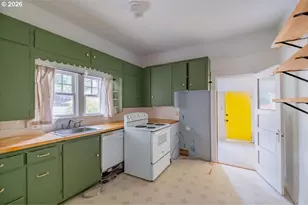 1893 River Rd, Lebanon, OR 97355 - Photo 25