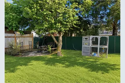 975 Evergreen Dr, Creswell, OR 97426 - Photo 11