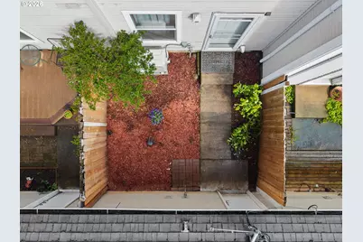 14134 E Burnside St #2, Portland, OR 97233 - Photo 35