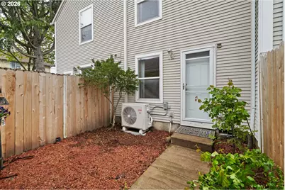 14134 E Burnside St #2, Portland, OR 97233 - Photo 29