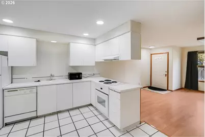 14134 E Burnside St #2, Portland, OR 97233 - Photo 9