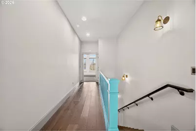 121 SW Gibbs St, Portland, OR 97239 - Photo 25