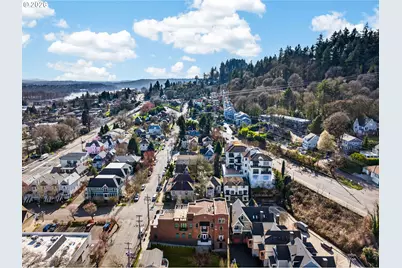 121 SW Gibbs St, Portland, OR 97239 - Photo 47