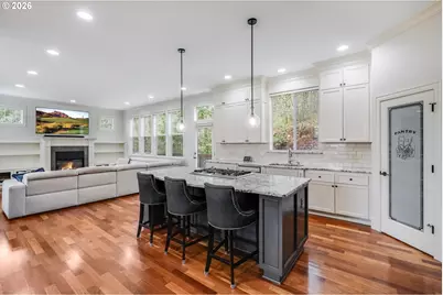 1880 NW Deette Dr, Portland, OR 97229 - Photo 3