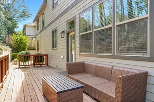 1880 NW Deette Dr, Portland, OR 97229 - Photo 25
