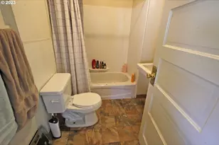 8414 SE 17th Ave, Portland, OR 97202 - Photo 13
