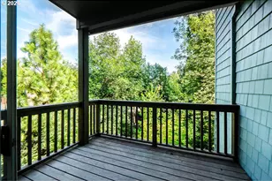 15520 SW Neptune Ln, Beaverton, OR 97007 - Photo 9