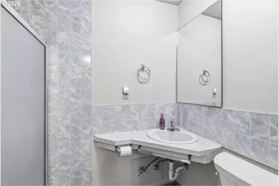 9410 NE 25th Ave, Vancouver, WA 98665 - Photo 17