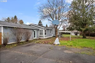 9311/9315 SE Grant St, Portland, OR 97216 - Photo 19