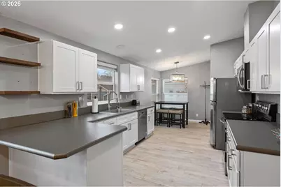 9311/9315 SE Grant St, Portland, OR 97216 - Photo 23