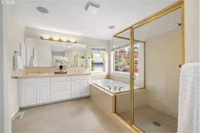 4556 NW Oakpoint Way, Portland, OR 97229 - Photo 19