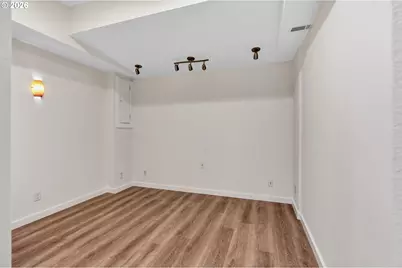 241 SW 105th Ter, Portland, OR 97225 - Photo 5