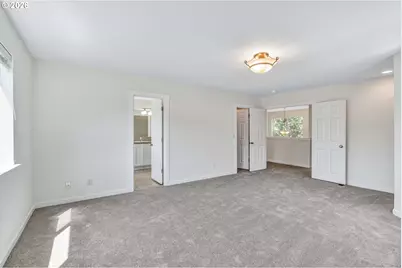 241 SW 105th Ter, Portland, OR 97225 - Photo 23