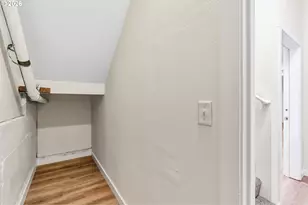 241 SW 105th Terrace, Portland, OR 97225 - Photo 39