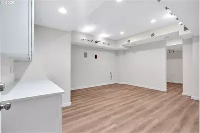 241 SW 105th Ter, Portland, OR 97225 - Photo 3