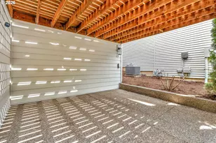 241 SW 105th Terrace, Portland, OR 97225 - Photo 43