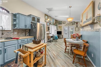 1940 Highway 101, Rockaway Beach, OR 97136 - Photo 11