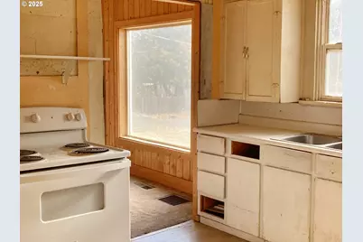 611 N Front, Dayton, WA 99328 - Photo 31