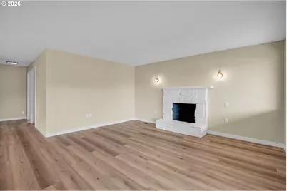 12388 SW King George Dr, Portland, OR 97224 - Photo 5
