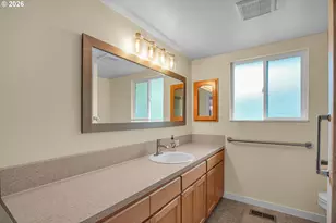 12388 SW King George Dr, Portland, OR 97224 - Photo 21